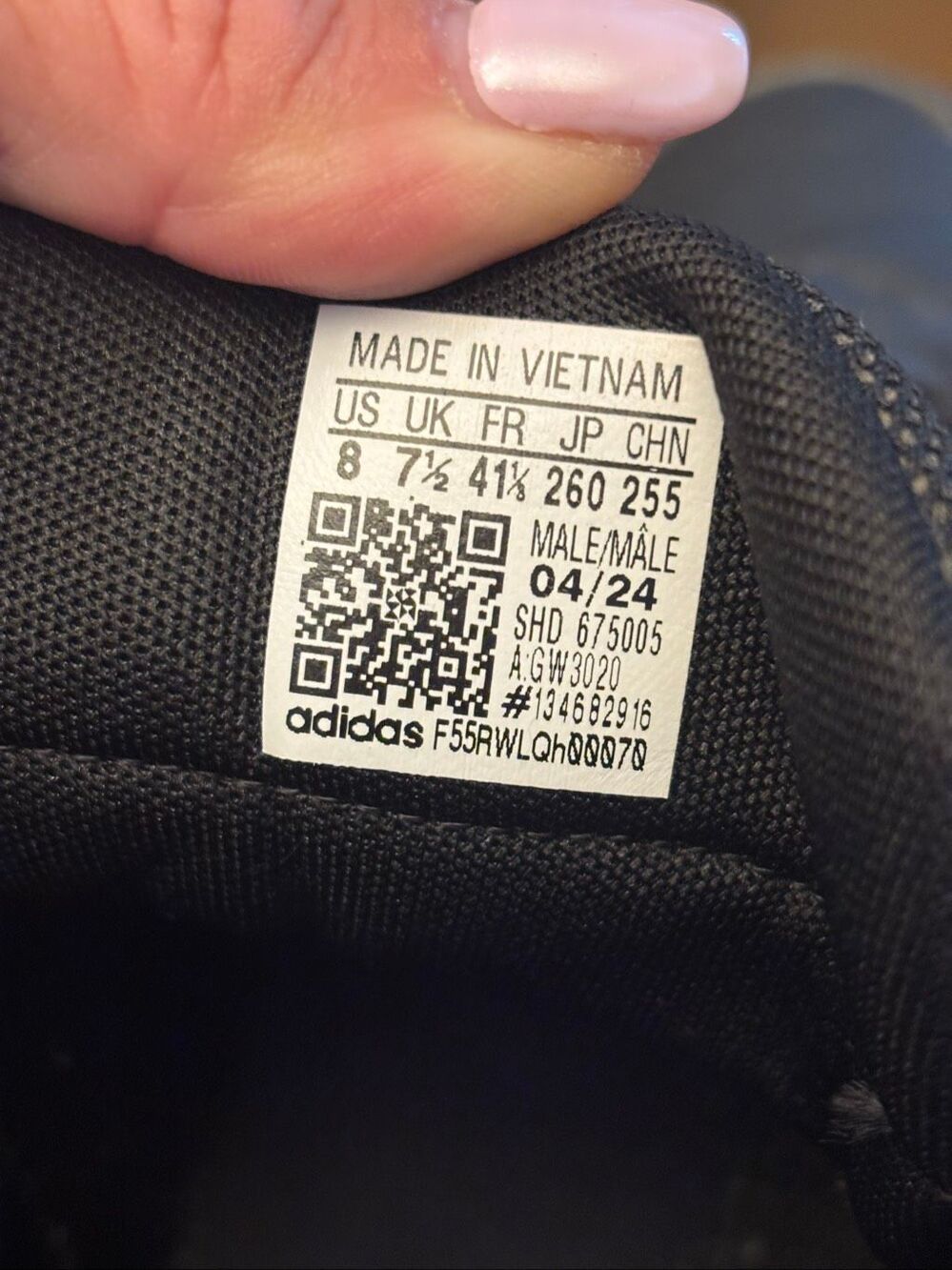 Men’s Adidas high tops - Picture 4 of 9